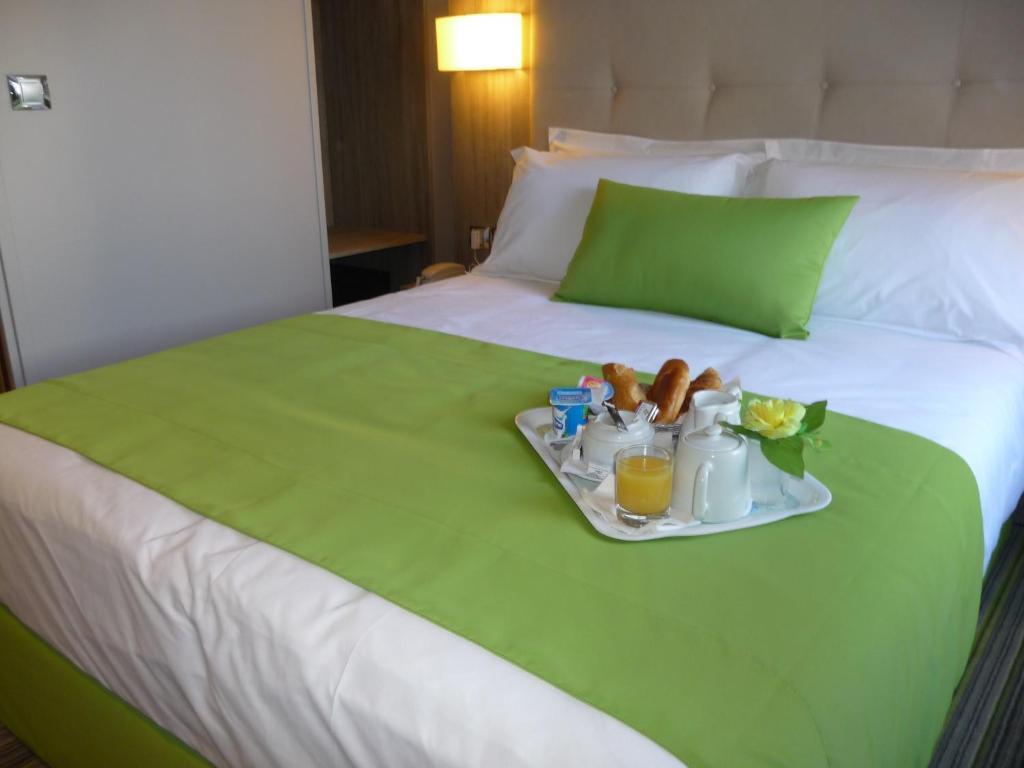 Hotel Floridor Etoile Aulnay-sous-Bois Ruang foto