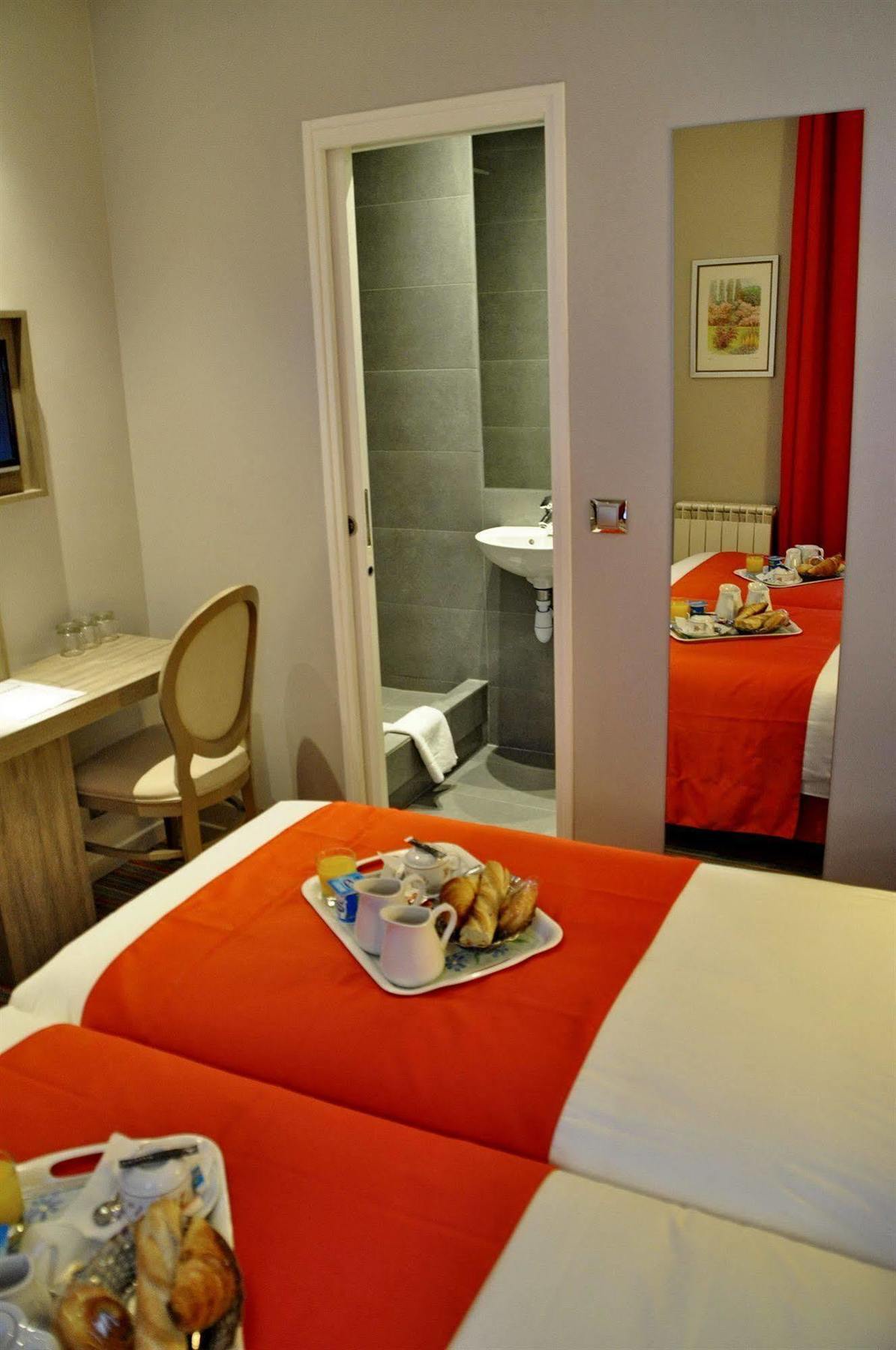 Hotel Floridor Etoile Aulnay-sous-Bois Bagian luar foto